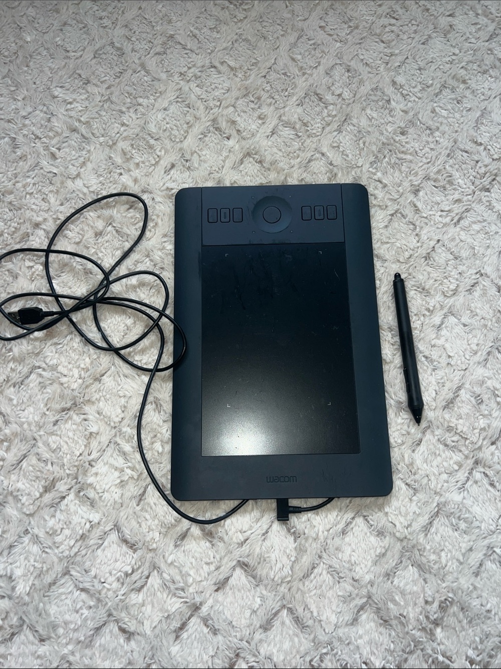 Wacom Graphics Drawing Tablet with Pen